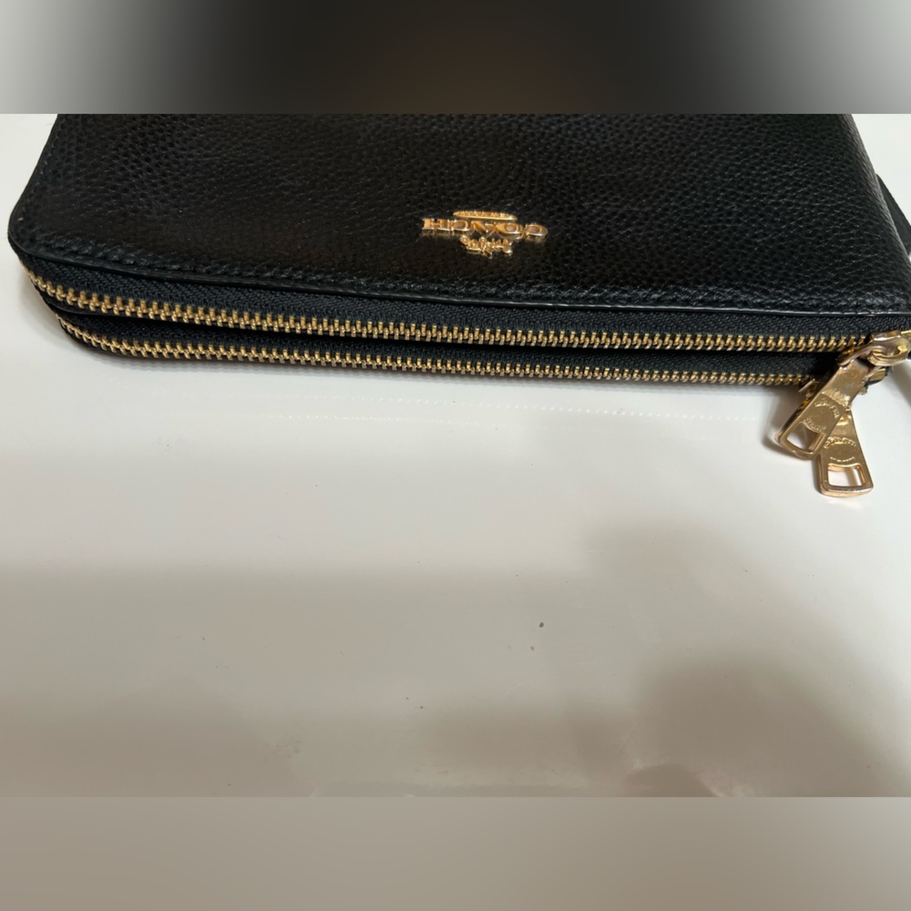 Coach Black Double Corner Zipper Pebbled Leather Wristlet - Picture 11 of 13